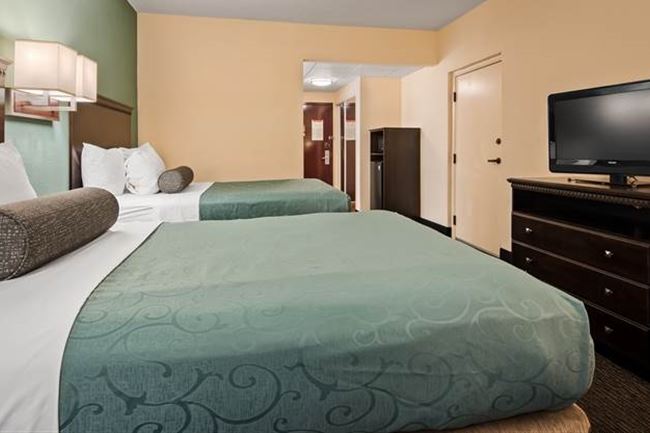 Traditional Double Rooms in Gainesville, Florida