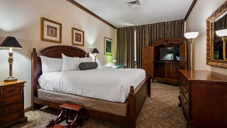 Rooms and Suites in Gainesville, Florida